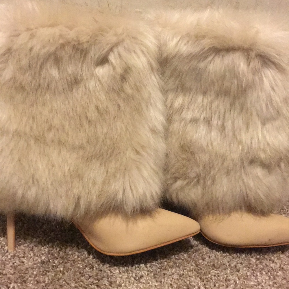 Fur boots
